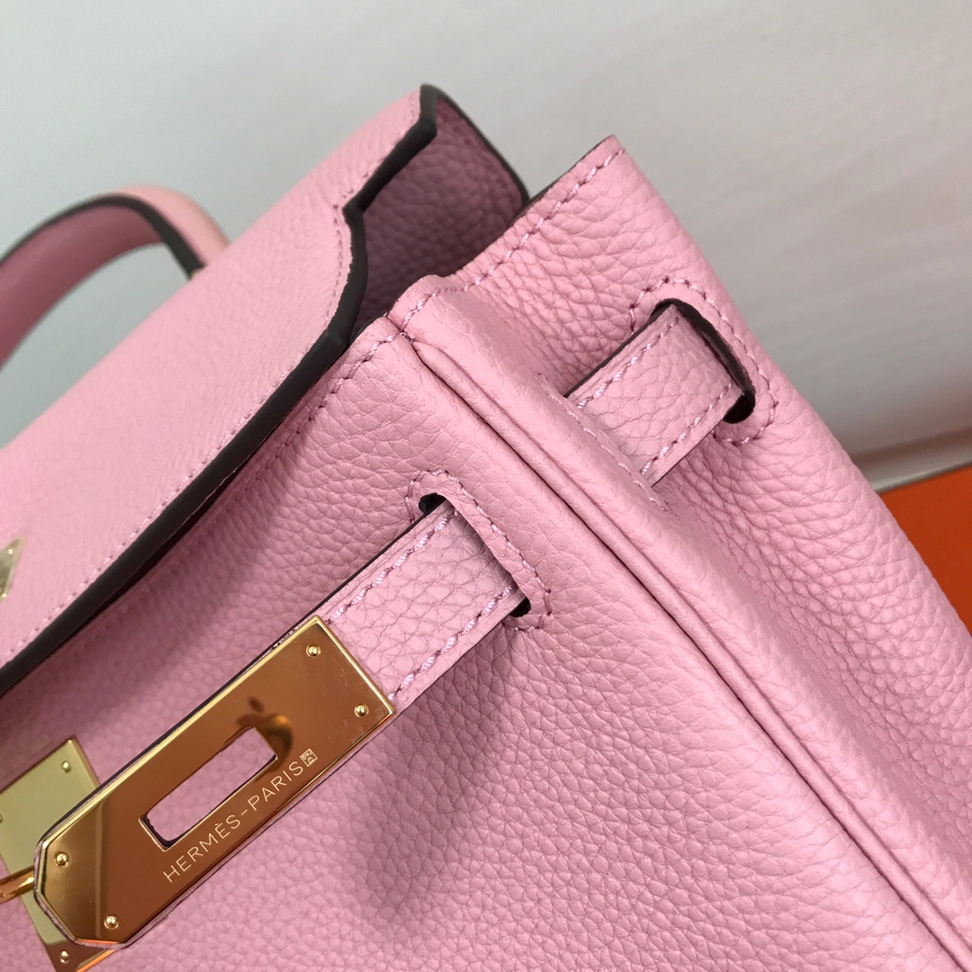 Hermes Kelly 32cm Handbag Shoulder Bag in Pink Togo Leather